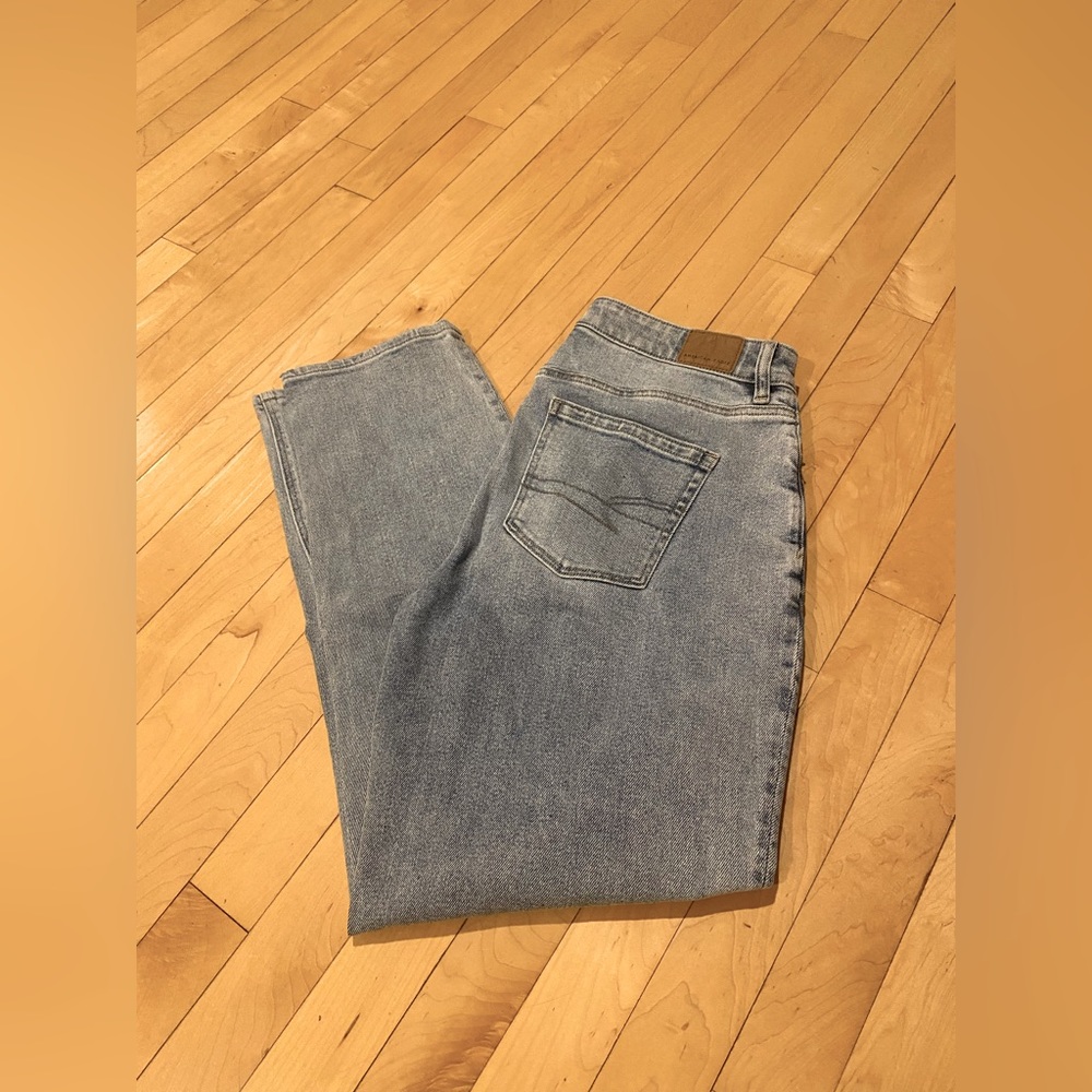 AMERICAN EAGLE JEAN/ SIZE 8/ WORN ONCE